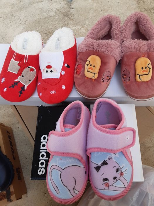 Пантофи за момиченце