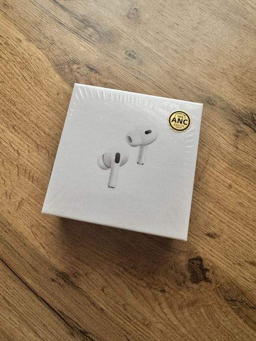 Наушники Apple AirPods Pro 2 with Type-C/Wireless Charging белый