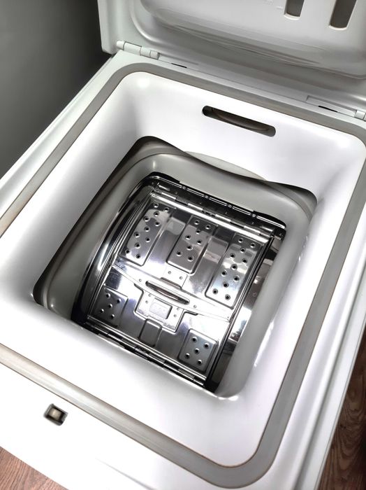 Пералня Whirlpool AWT 2285