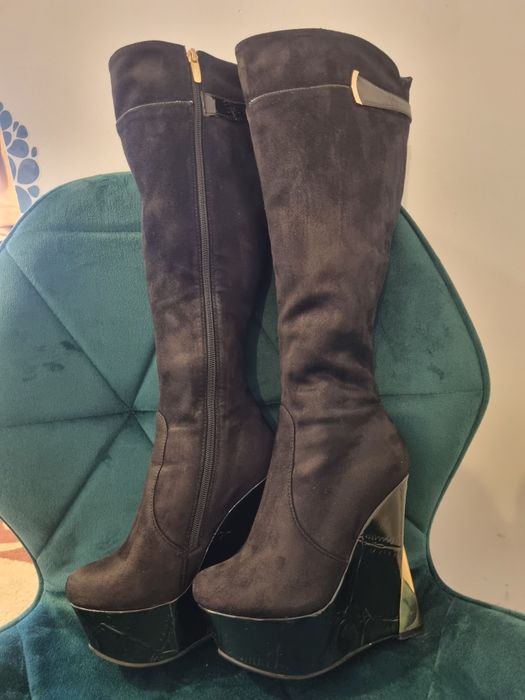 Cizme cu platforma 35