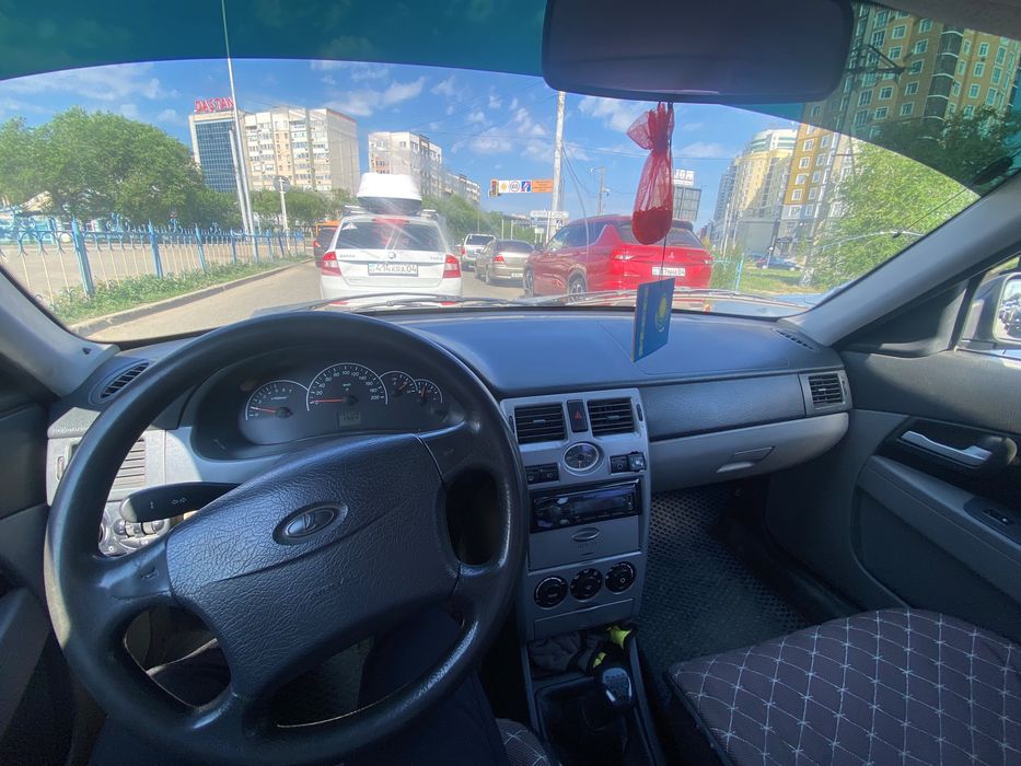 Продам приору срочно
