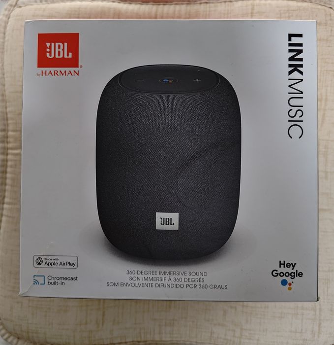 JBL Smart Speaker nouă