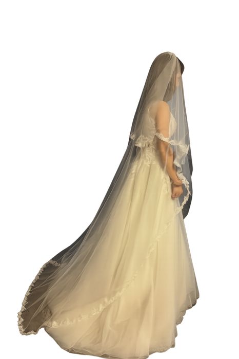 Булчинска рокля