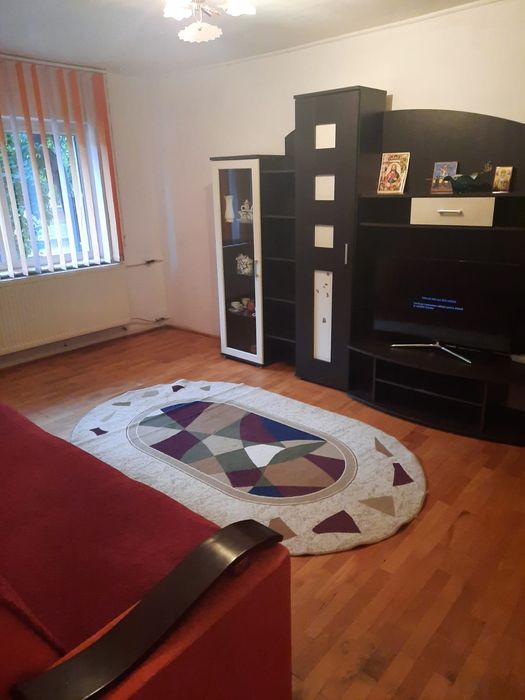 Inchiriez apartament 2 camere