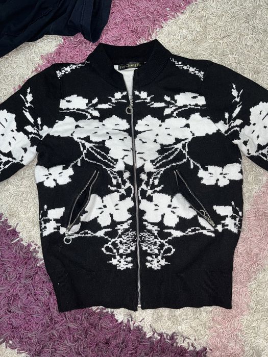 Вещи все по 1000тг