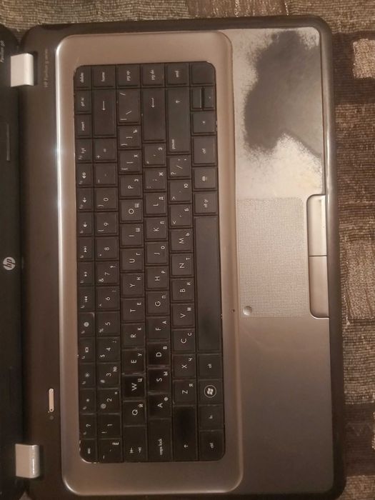 ПРОДАМ ноотбук НР_G6_AMD. ТРЕБУЕТ ремонта! Либо на запчасти.