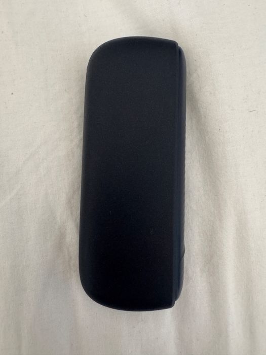 Vand Iqos ILUMA I folosit o singura data