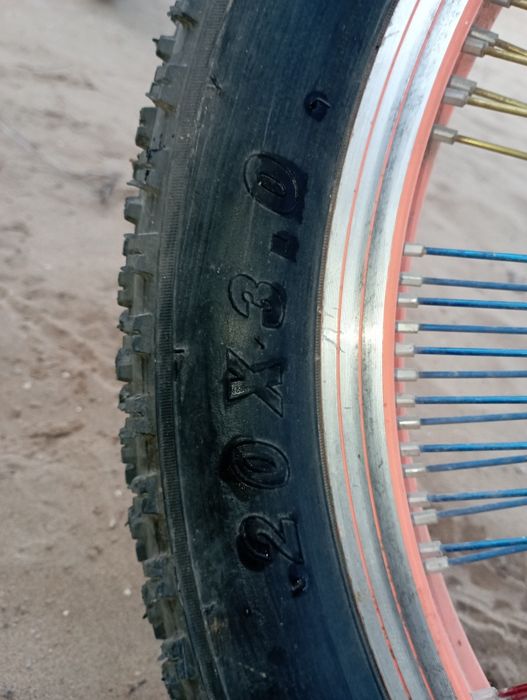 Bonvi 20x3 Vilosiped sotiladi