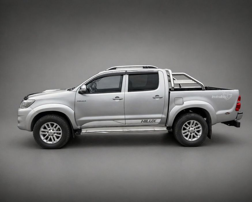 Toyota hilux 3.0/171 cp , cutie manuala !234.000 km reali!