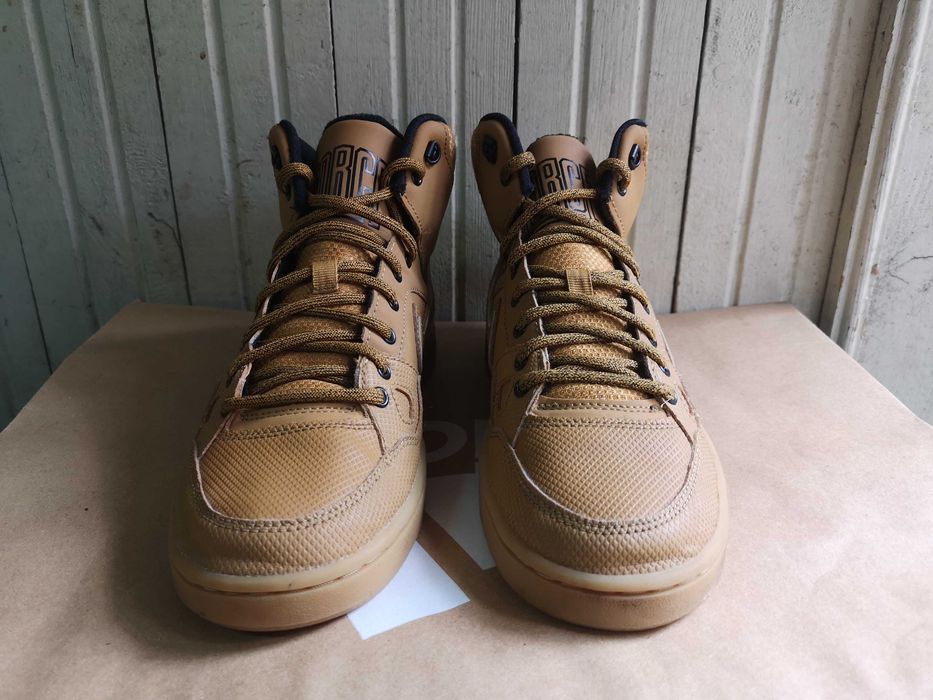 ''Nike Son OF Force Mid Winter''оригинални маратонки 37.5 номер