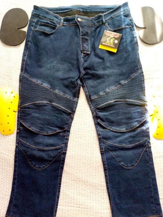 Мотоджинсы в комплекте защита