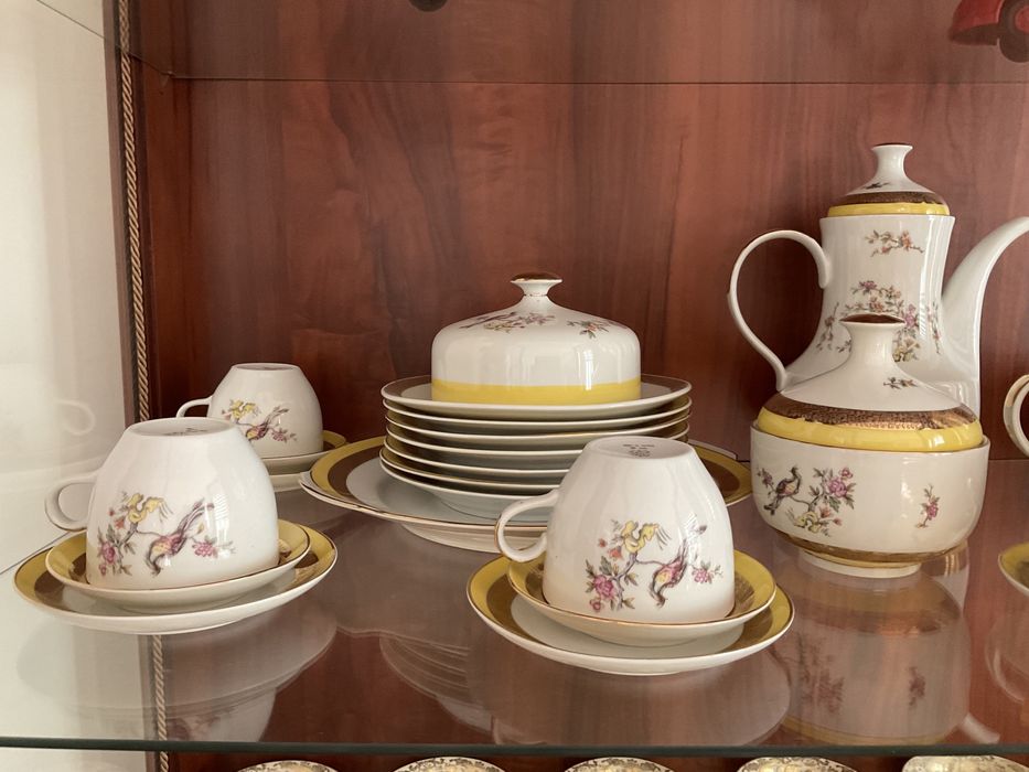 Немецкий фарфоровый чайный сервис на 6 персон, 29 предметов
