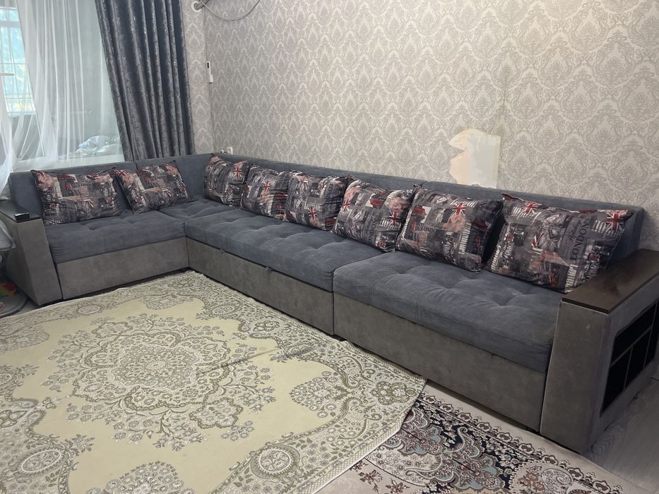Продам диван срочно