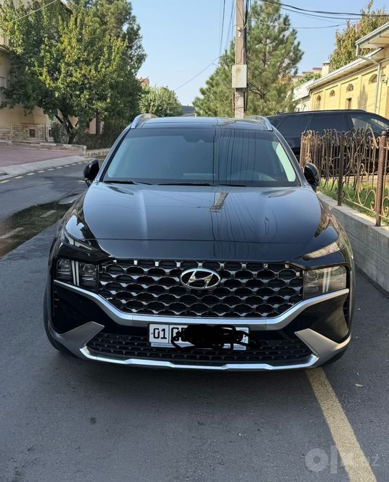 Hyundai SantaFe 3,5 full sotiladi.