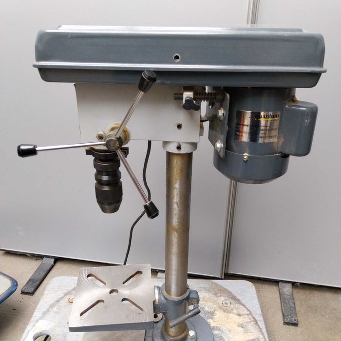 НАЙ ДОБРАТА ОФЕРТА Настолна бормашина Quantum B14F