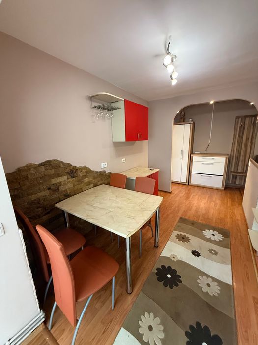 Închiriez apartament 2 camere – Baia Mare, Str. Bogdan Vodă et. 1