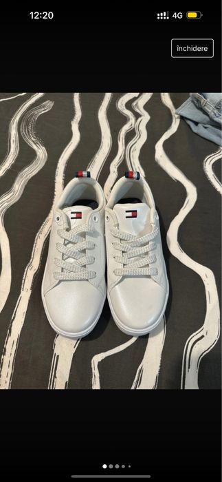 Adidasi pentru fetite noi