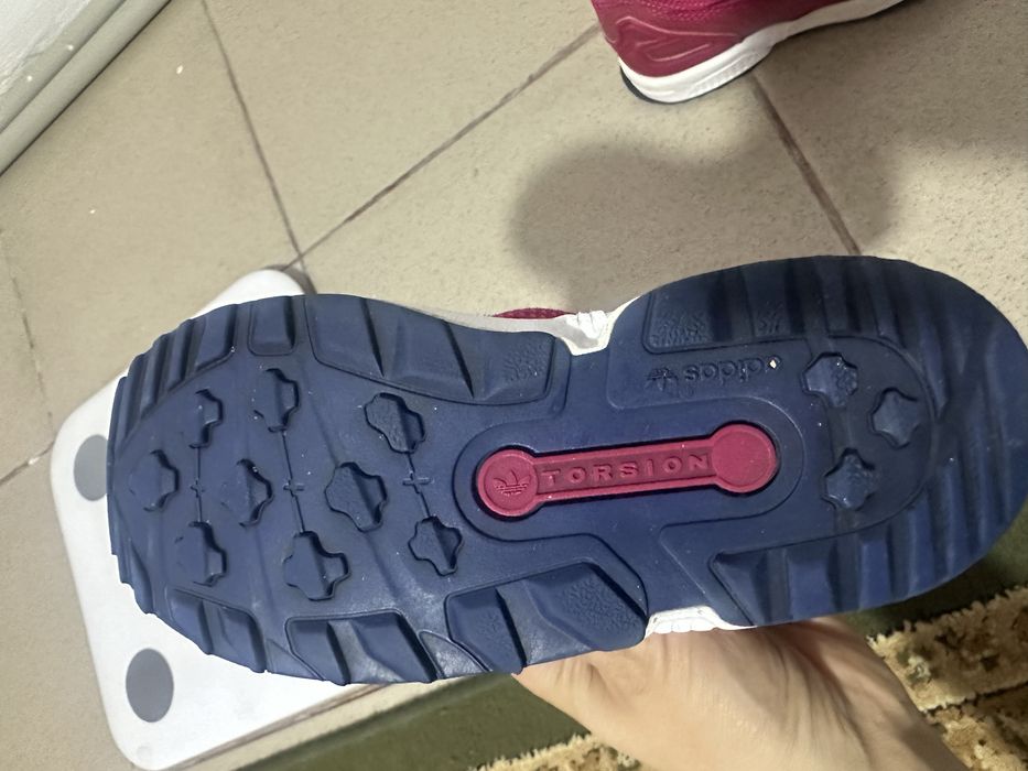 Продам сапожки Adidas