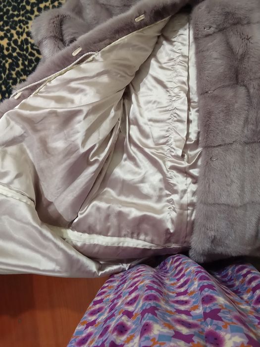 Норковая шуба сатылады