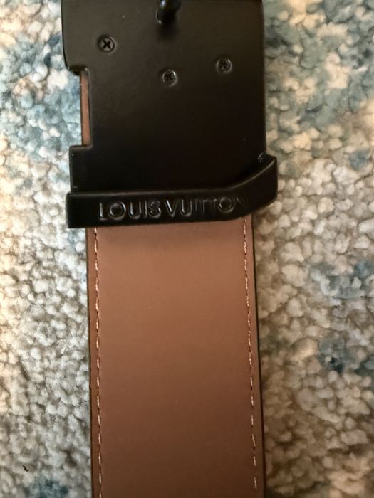 Curea Louis Vuitton de firma Lv