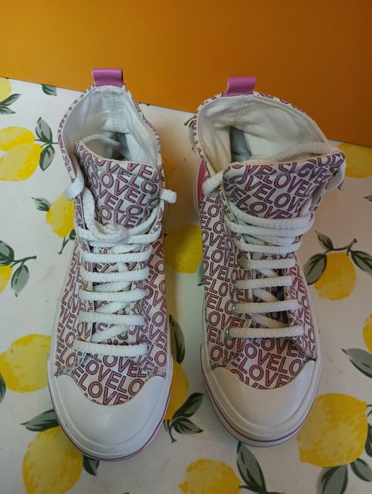 Кецове Love N 36 - 23 лв