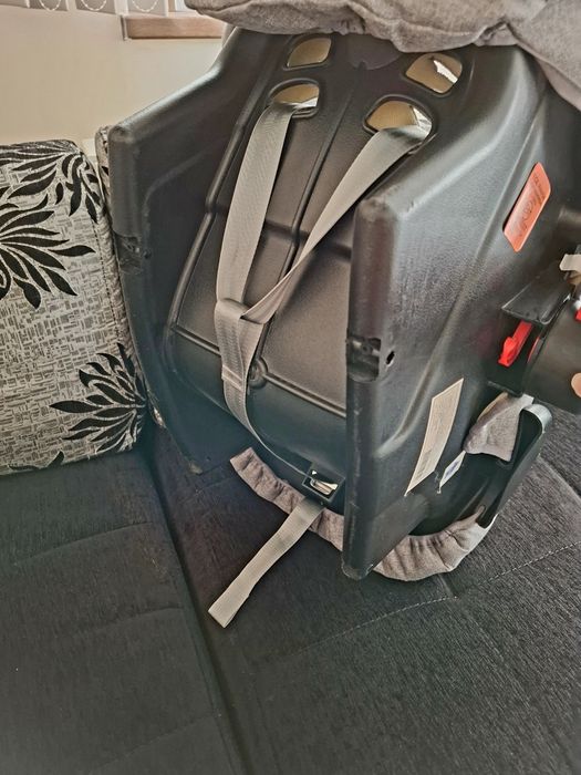 Столче за автомобил