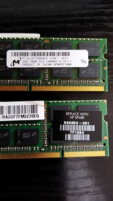 памет а лаптоп 2 по 2 GB