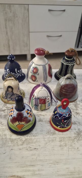 Vand clopotei de Craciun si ornamentali de colectie. Vezi 8 poze