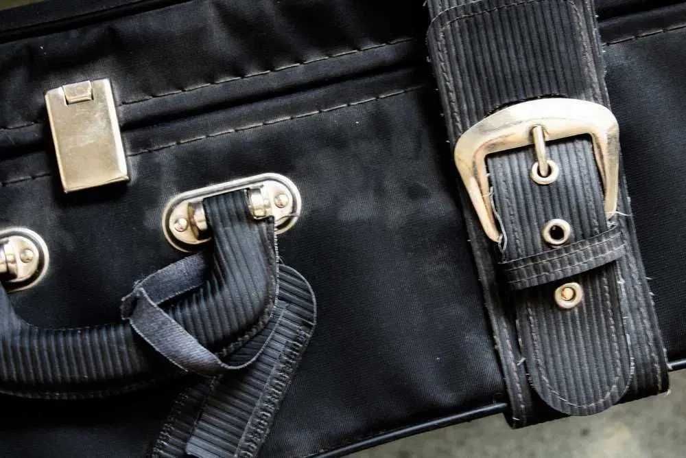 Продам винтажный чемодан (Германия)