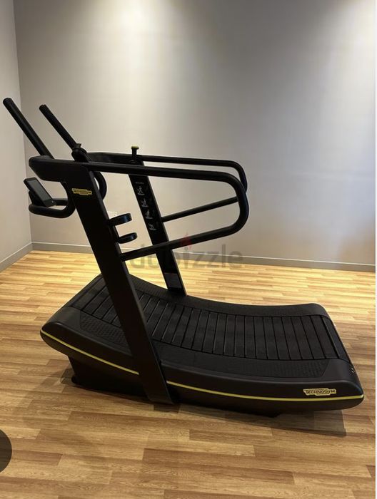 Benzi de alergare Technogym