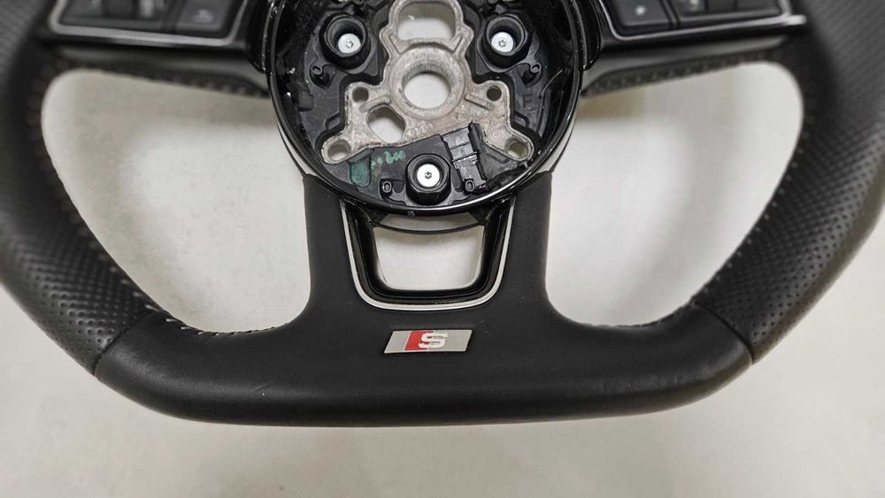 Волан Audi A3 A4 A5 Q5 S3 S4 S5