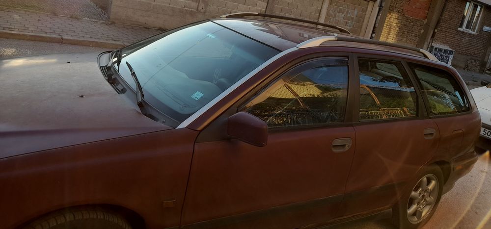 Volvo V40, 1.8, бензин