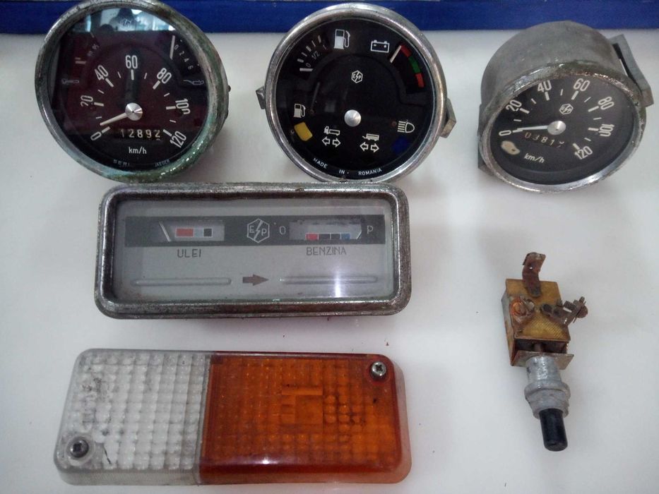 Set garnitura motor, cric auto 2T si alte piese auto,