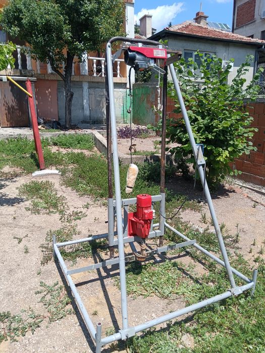 Мобилна сондажна машина