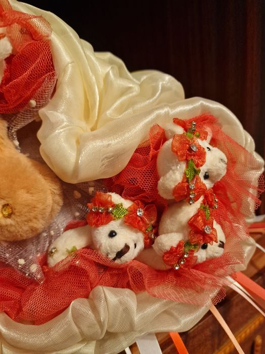 Подарочный букет с мишками