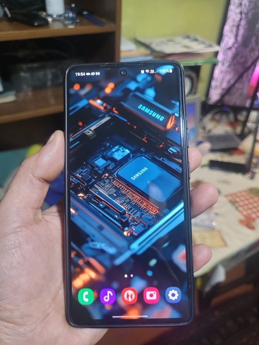 Samsung S10 lite 128 идеальный