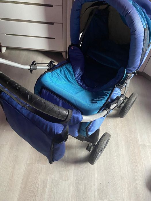 Продам коляску  срочно