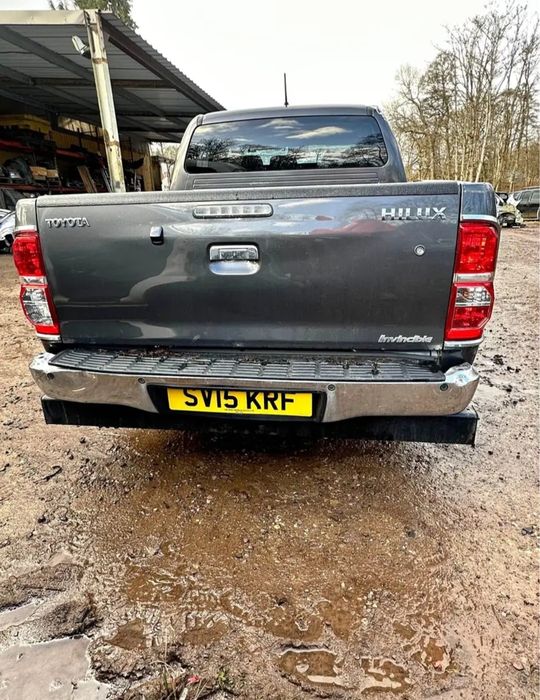 Dezmembrez Toyota Hilux 2012-2015 1KD-FTV 3.0