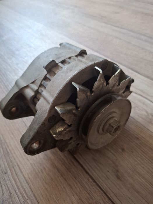 Продам жигулёвский генератор