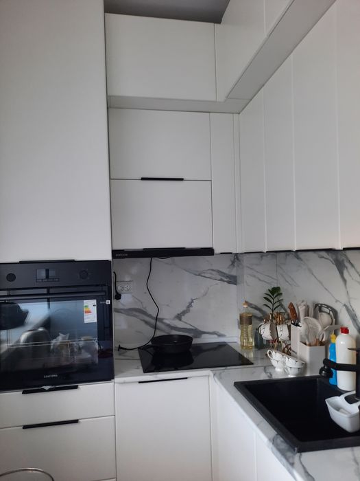 Продаётся 2 ком.кв. в центре возле рынка