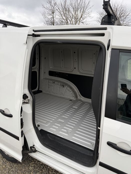 Volkswagen cady 2016