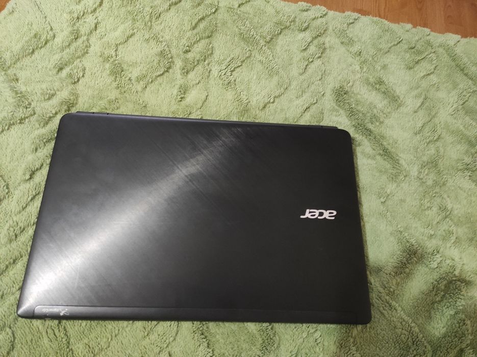 Vând laptop Acer
