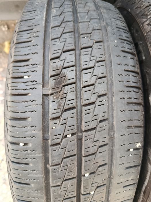 Всесезонни гуми за БУС 215/65/15С Дот 24