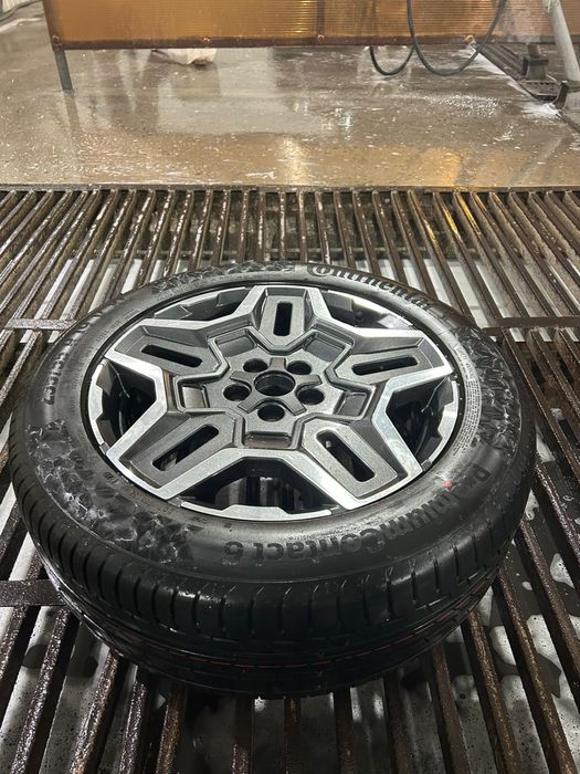 Continental premium contact 6