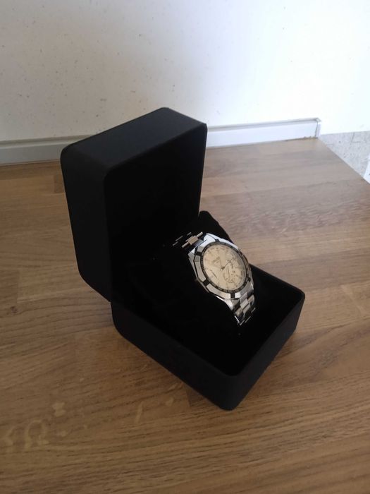 Мъжки масивен часовник Oruss