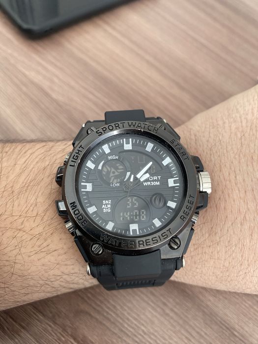 продам часы мужкие