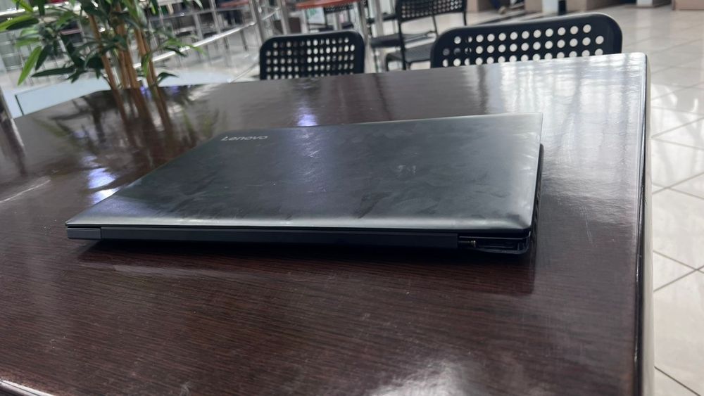 Ноутбук Lenovo сатылады срочно