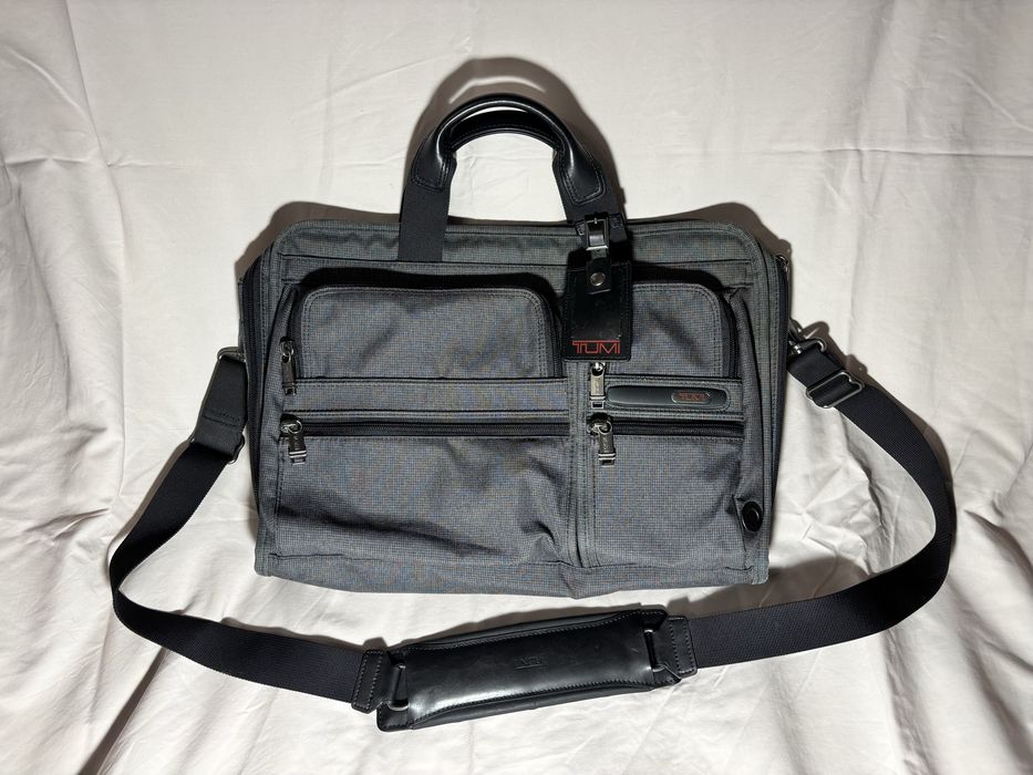 TUMI Brief Pack оригинал, состояние 10/10