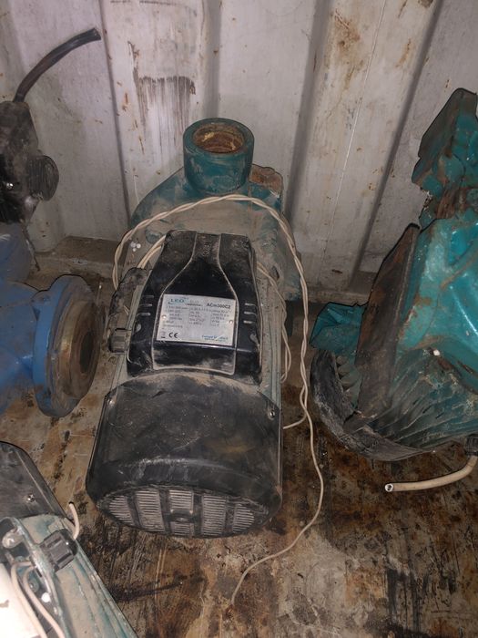 НОВЫЙ водяной насос 15квт. Suv Nasos 240m.kub yangi.