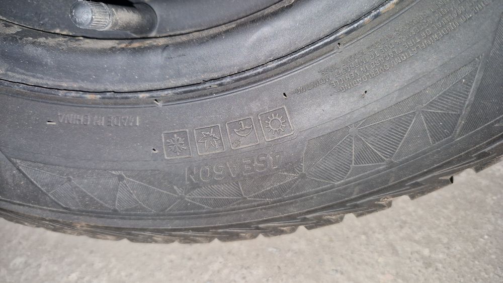Комплект джанти 4х100 с всесезони гуми 165/70R14